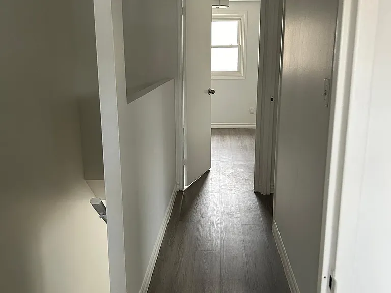 420 Pioneer Dr #3 — Photo 14