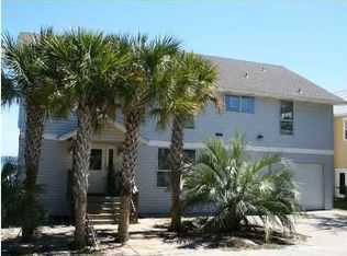 3029 Bay St, Gulf Breeze, FL 32563