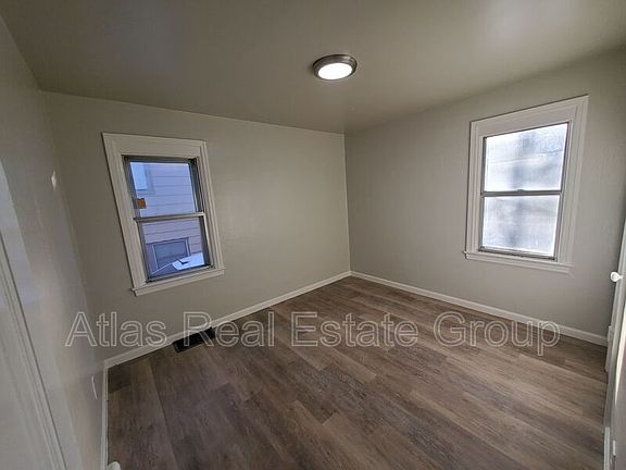 5th image of 1617 6th Ave Unit A
