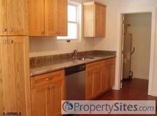 201 Davis Ave, Northfield, NJ 08225