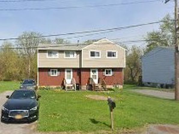 2591 & 2593 Earl St #2593
