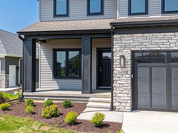 3rd image of 3073 Ridgeview Cir