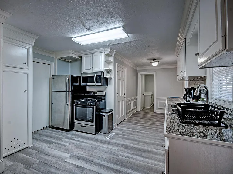 731 Reddoch Dr — Photo 11