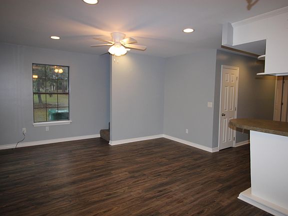 5th image of 26 Jo Anna Dr