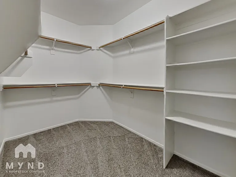 12206 W Lincoln St — Photo 19