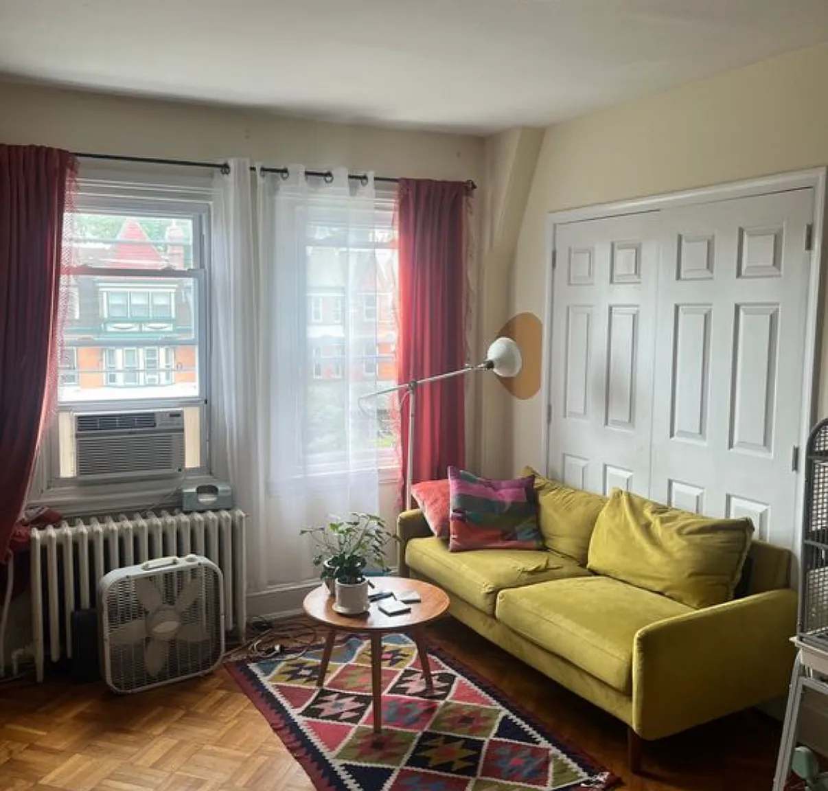 1 bed, 850 sqft, $1,350 — Photo 1