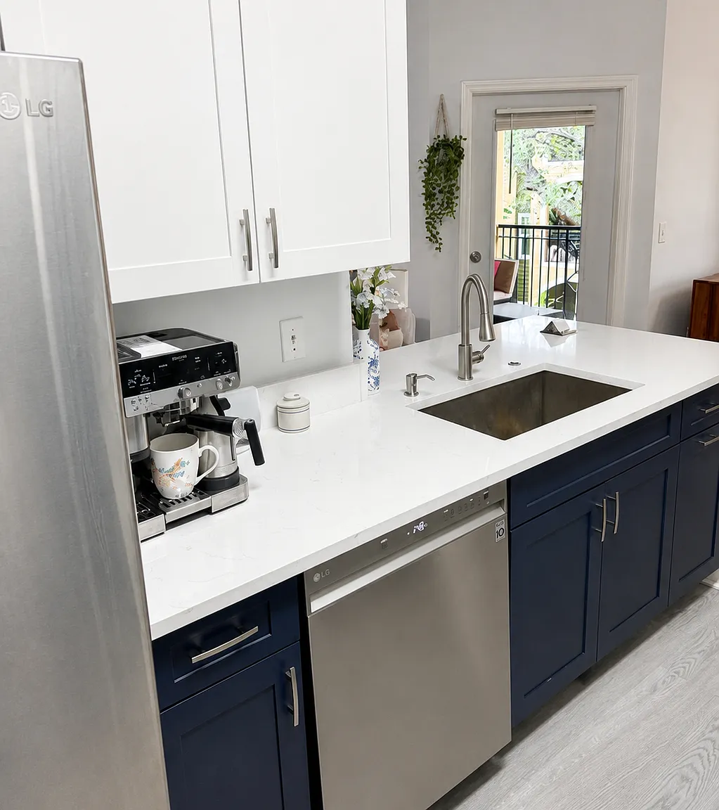 2 bed, 1152 sqft, $2,100 — Photo 3