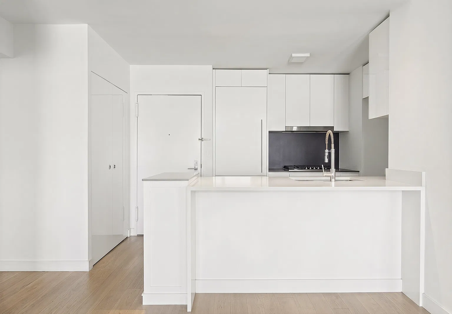 301 West 53rd Street — Photo 4