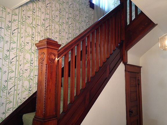 Unbelievable woodwork & deta