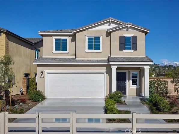 8296 Perada St, Jurupa Valley, CA 92509