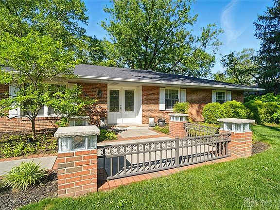 4th image of 5447 Royalwood Dr