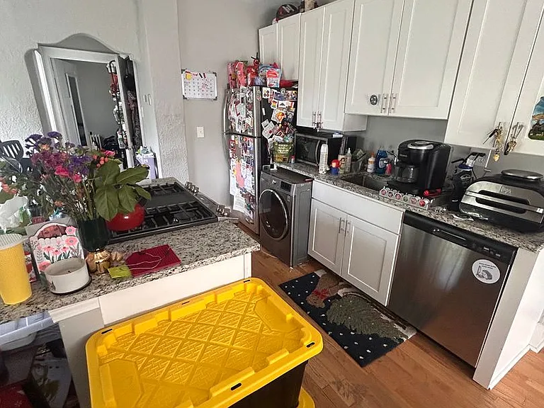 1922 N Palmer St #1 — Photo 3