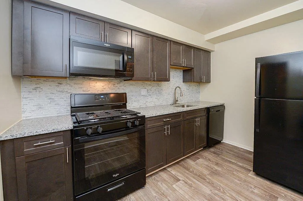 The Village of Chartleytowne Apartments and Townhomes — Photo 1