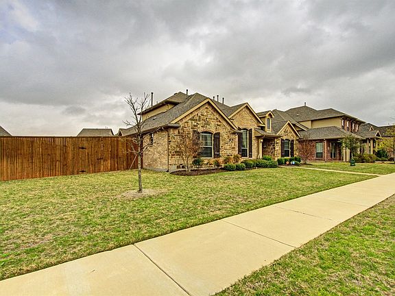 2nd image of 2614 Allendale Dr