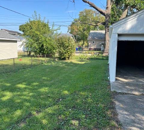 5th image of 1128 N Hill Ave