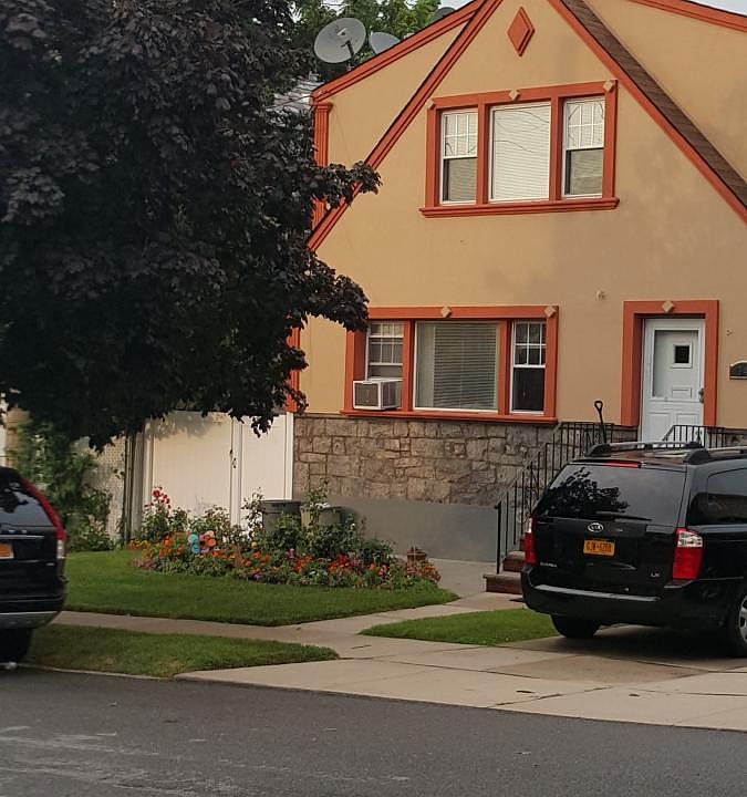 1st image of 1549 200th St #2