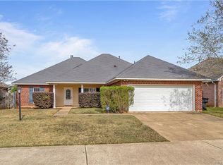 10461 Plum Creek Dr, Shreveport, LA 71106