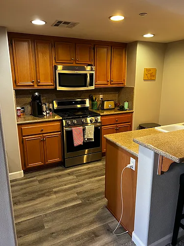 259 Riverdale Ct #251 Photo 1