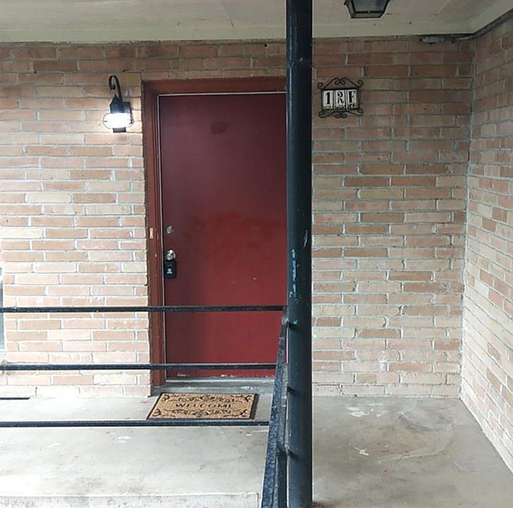 1st image of 1944 W University Blvd