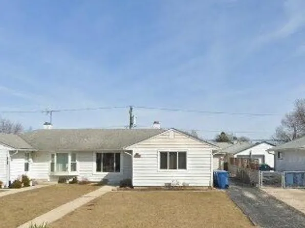 (undisclosed Address), Hometown, IL 60456