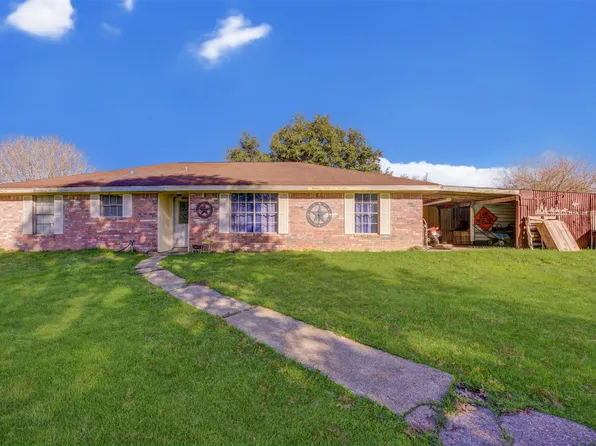 614 Lily St, Waller, TX 77484
