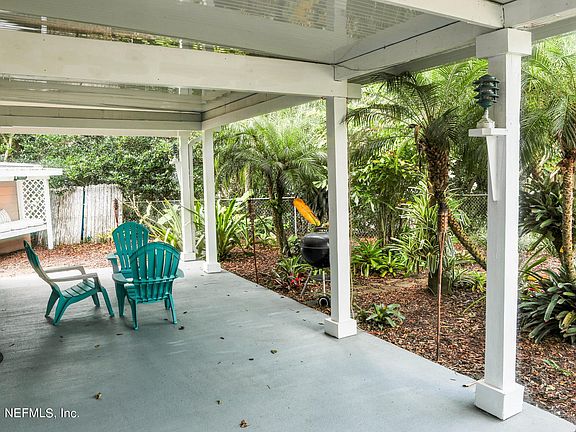 4th image of 8146 Sierra Madre Dr W