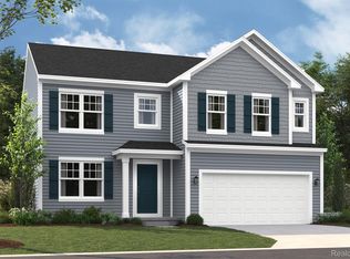 447 Hidden Riv, Holly, MI 48442