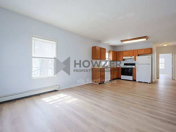 3rd image of 7 Park Ave APT 2C