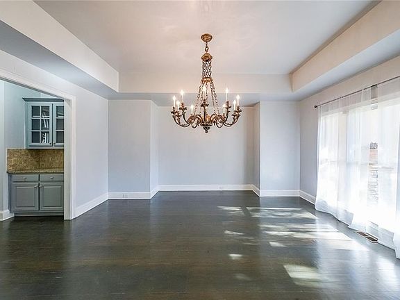 3rd image of 2747 Lockerly Ln