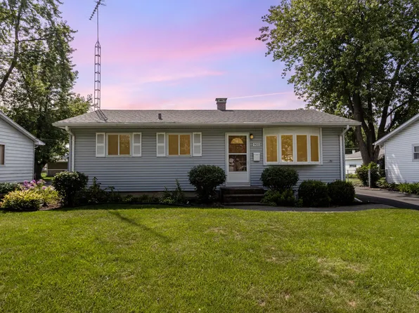 901 Lilac Ln, Joliet, IL 60435