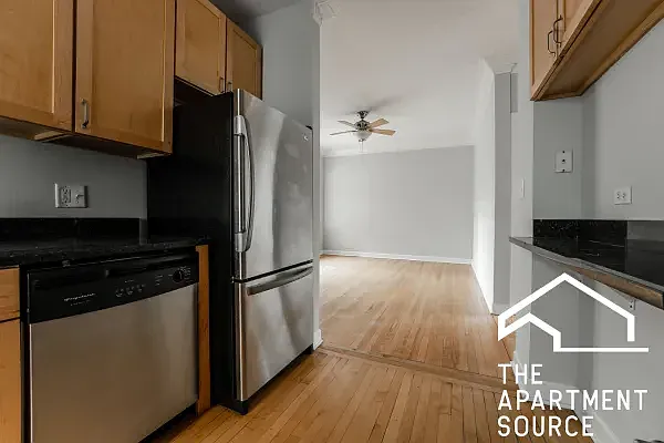 1946-48 W Leland Ave #2 — Photo 1