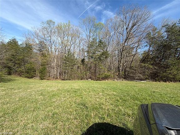 3rd image of 3.04 Ayers Rd
