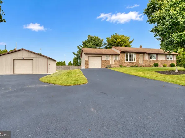 61 Berlin Cross Keys Rd, Williamstown, NJ 08094