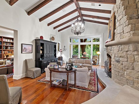 5th image of 4625 Rockcliff Rd