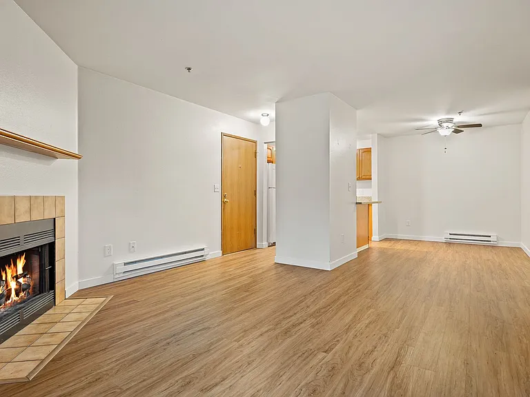 Beardslee Place Apartments — Photo 21