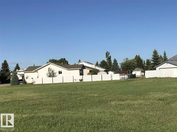 144 Northbend Dr, Wetaskiwin, AB T9A 3N6