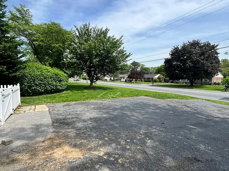 2399 New Holland Pike — Photo 6