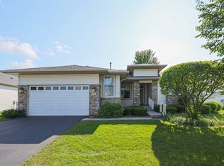 12932 Applewood Dr, Huntley, IL