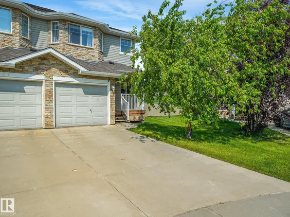 3635 11th St NW, Edmonton, AB T6T 0E9