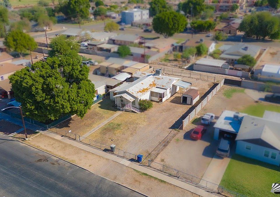 1st image of 153 N Magnolia Ave