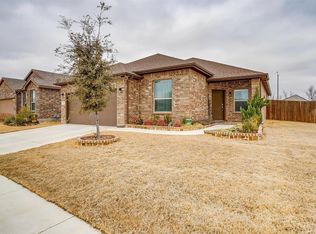 5100 Sugarcane Ln, Fort Worth, TX 76179