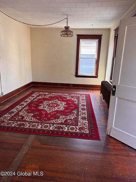 3rd image of 222 Ontario Street