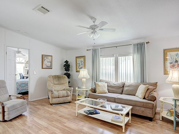 2nd image of 962 Barefoot Boulevard