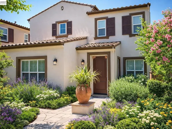 2048 Tarragon Rose Ct, San Ramon, CA 94582