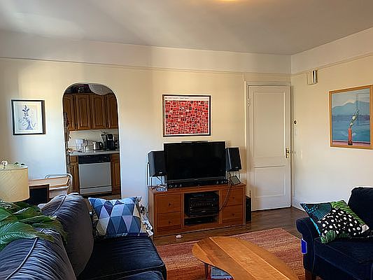1st image of 561 Henry St #Top