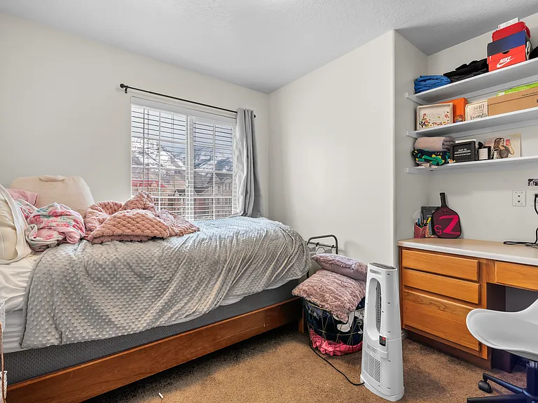 567 N University Ave #210 — Photo 7