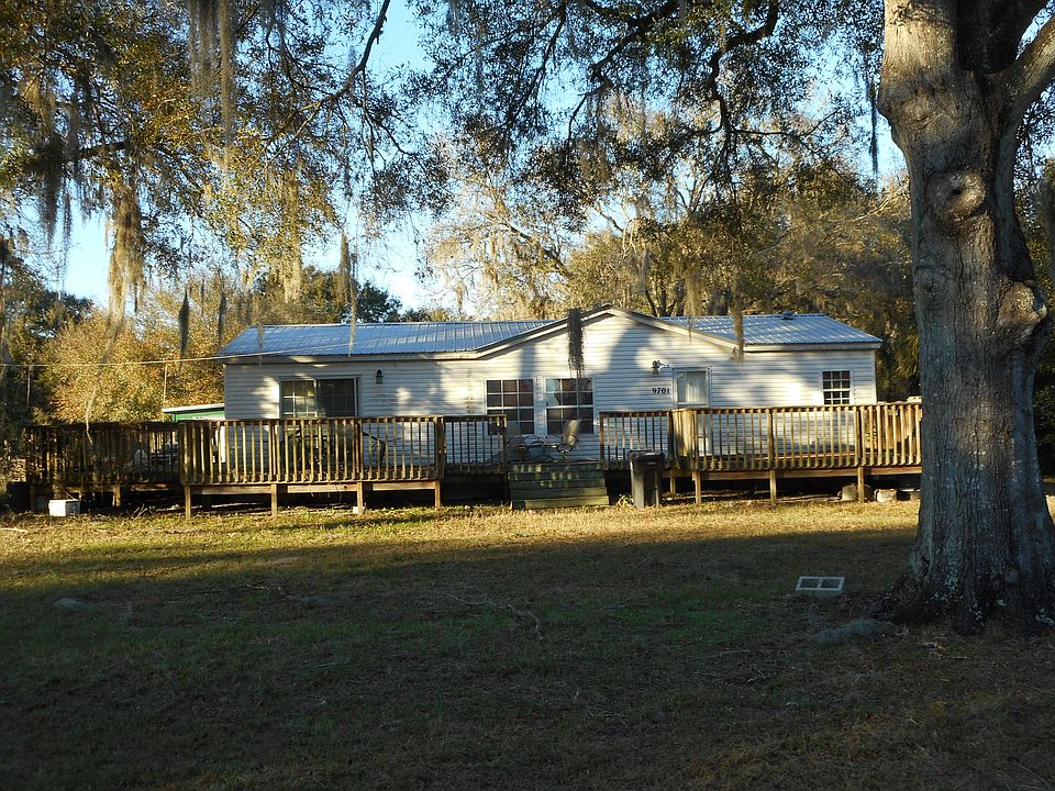 1st image of 9701 Crescent Dr