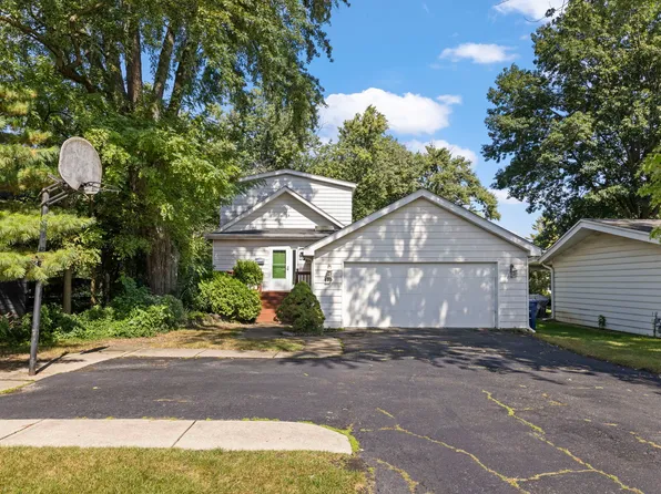 410 Chicago Ave, Clarendon Hills, IL 60514