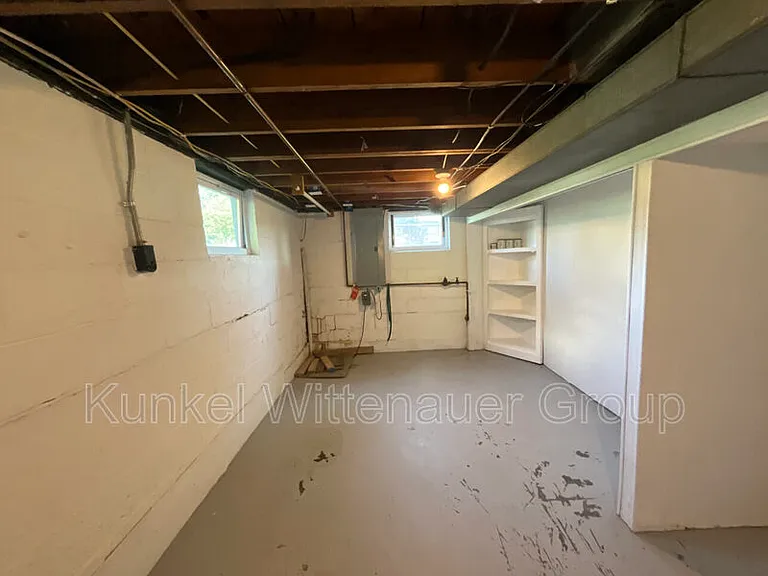 1006 Scott Troy Rd — Photo 22