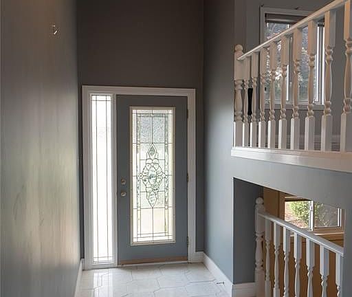 3rd image of 1402 Rushwood Cres